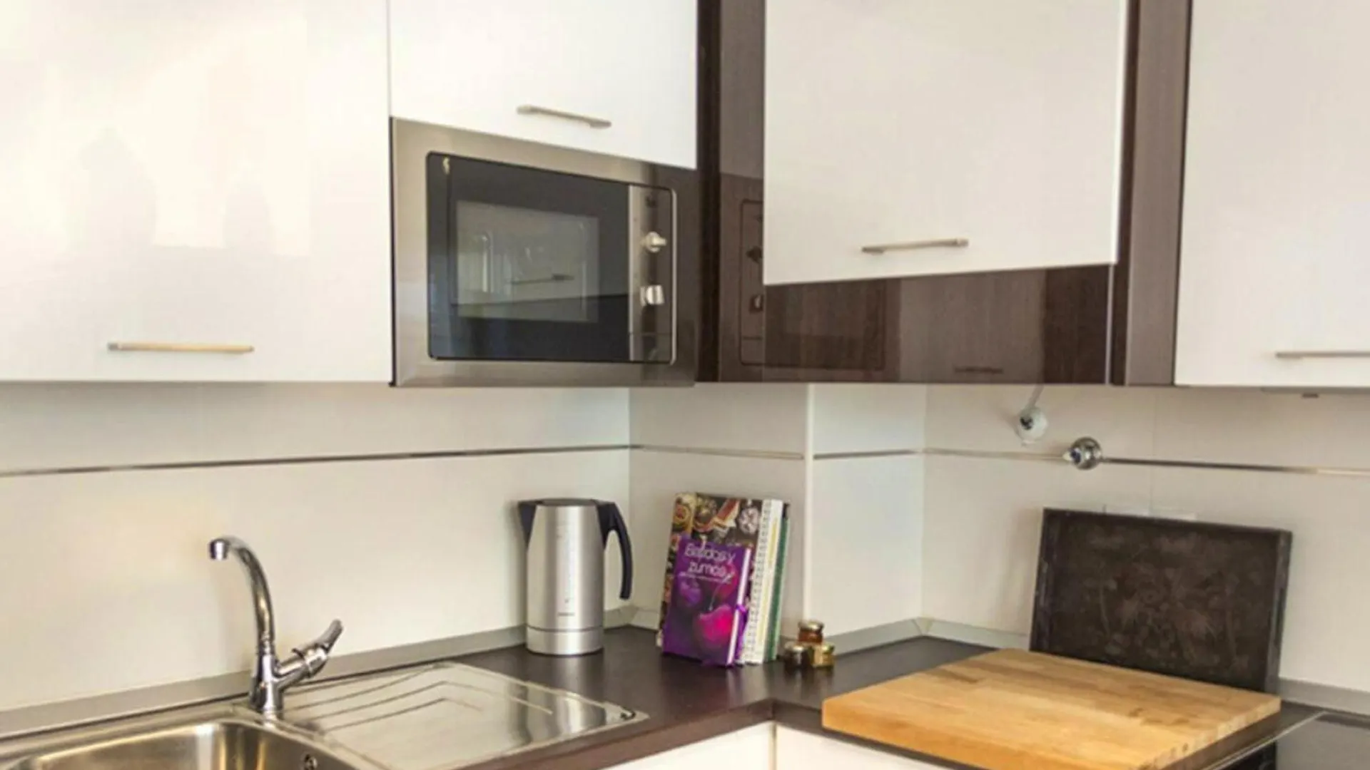 Cosy Apartment In Malaga Near City Centre 60 Sqm Air Conditioned Spain